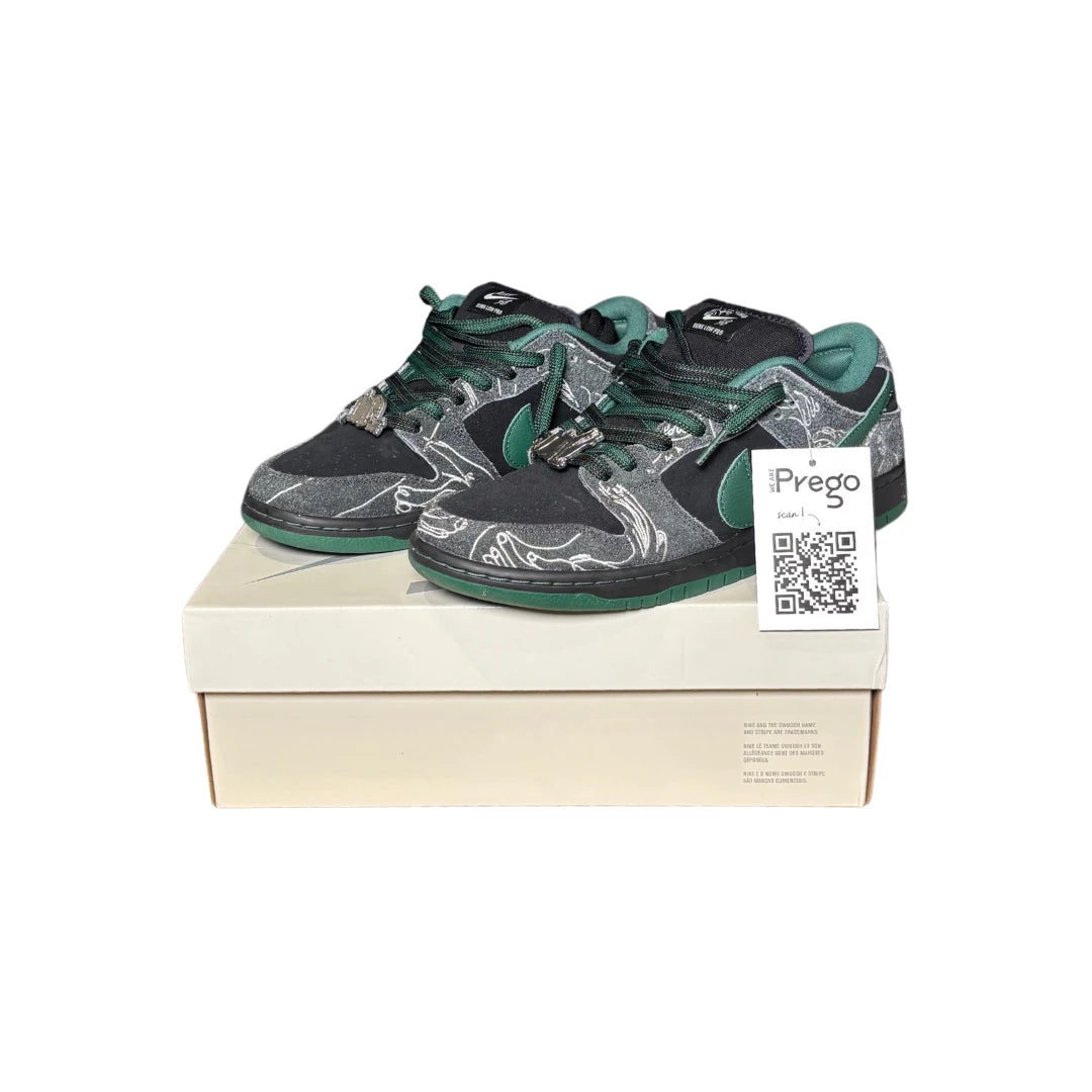 SB Dunk Low There Skateboards