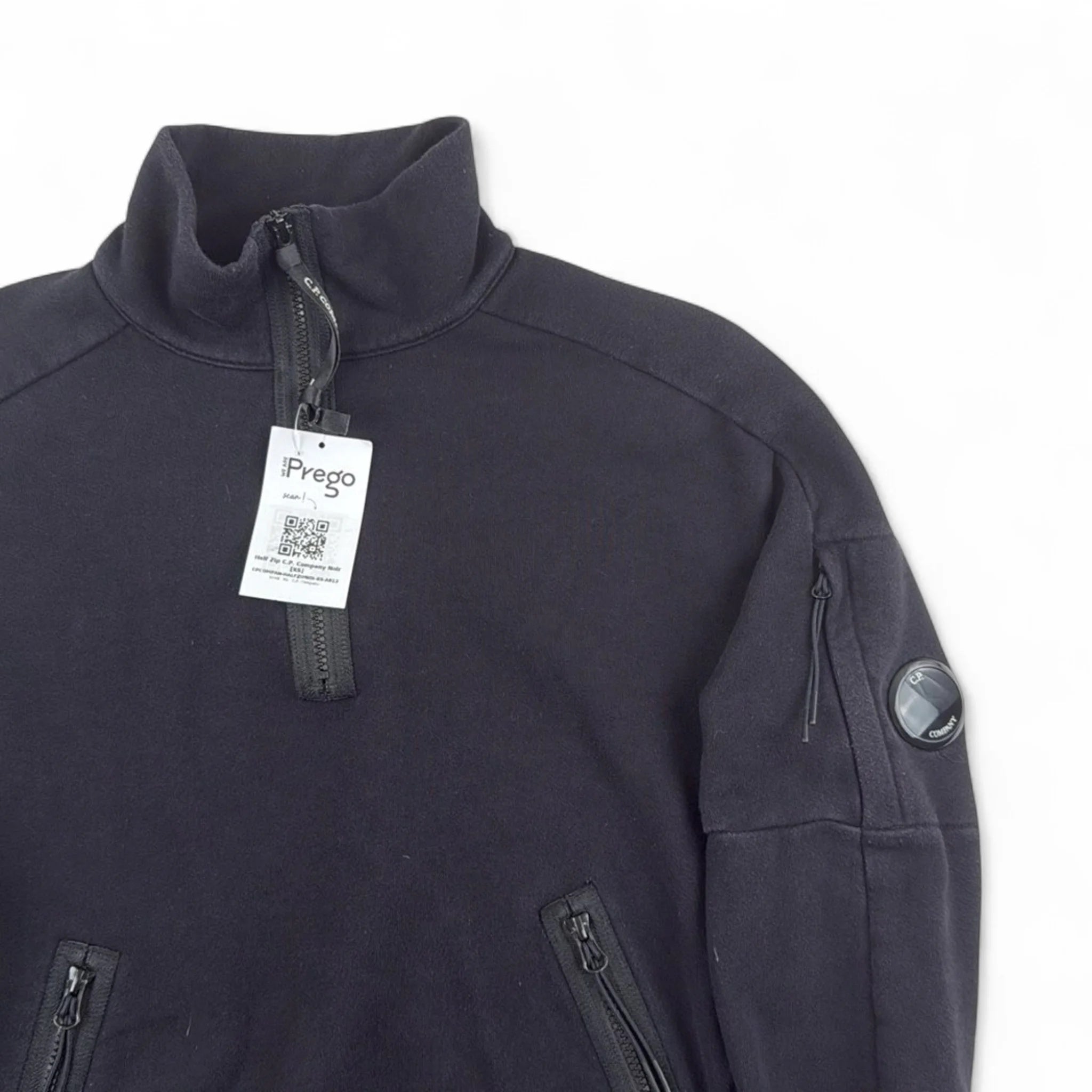 C.P. Company Half Zip Hooded — Taille XS — Photo 2/3 #État_Occasion · Très bon
