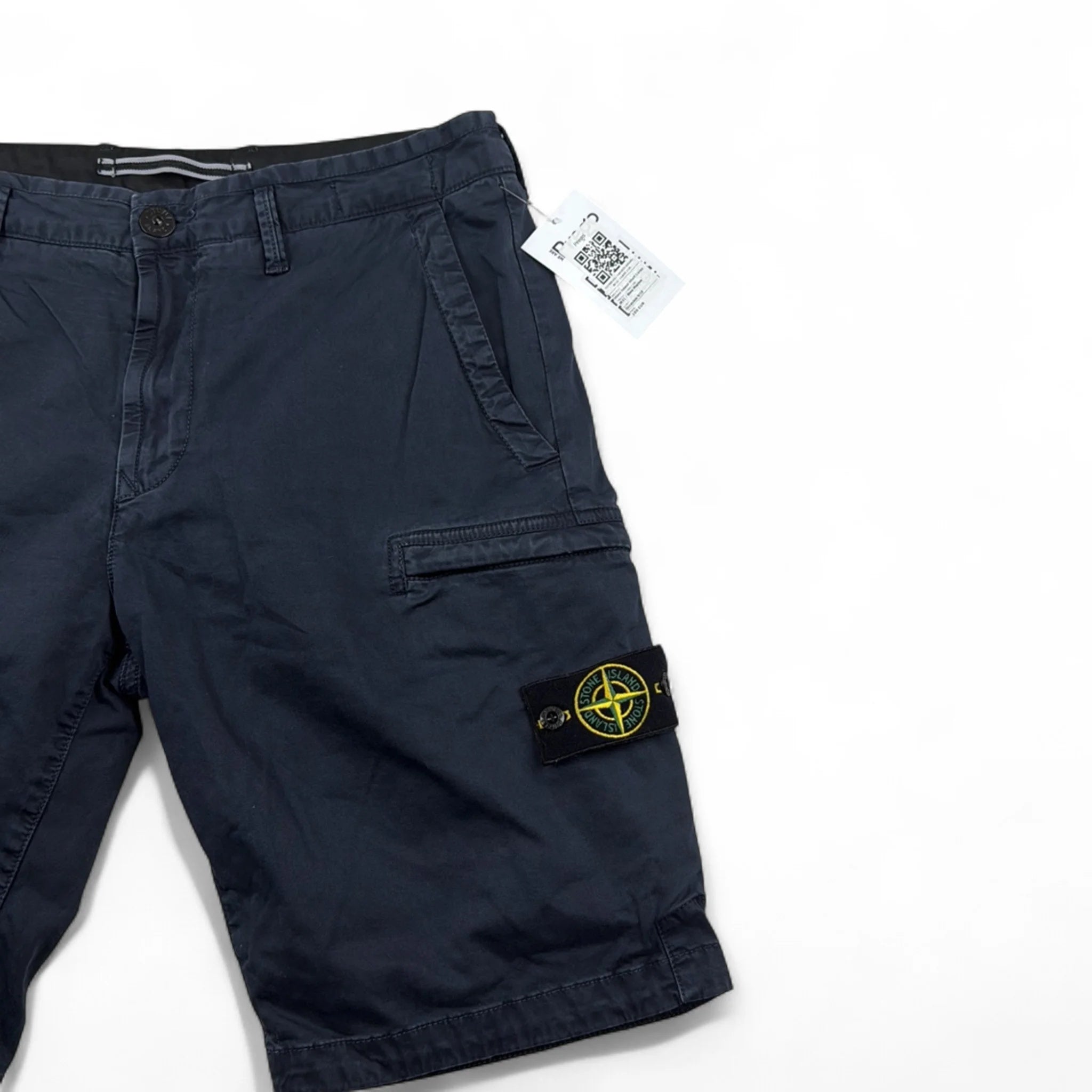 Stone Island Short Cargo — Taille W31 — Photo 2/3 #État_Occasion · Très bon · Pièce 2