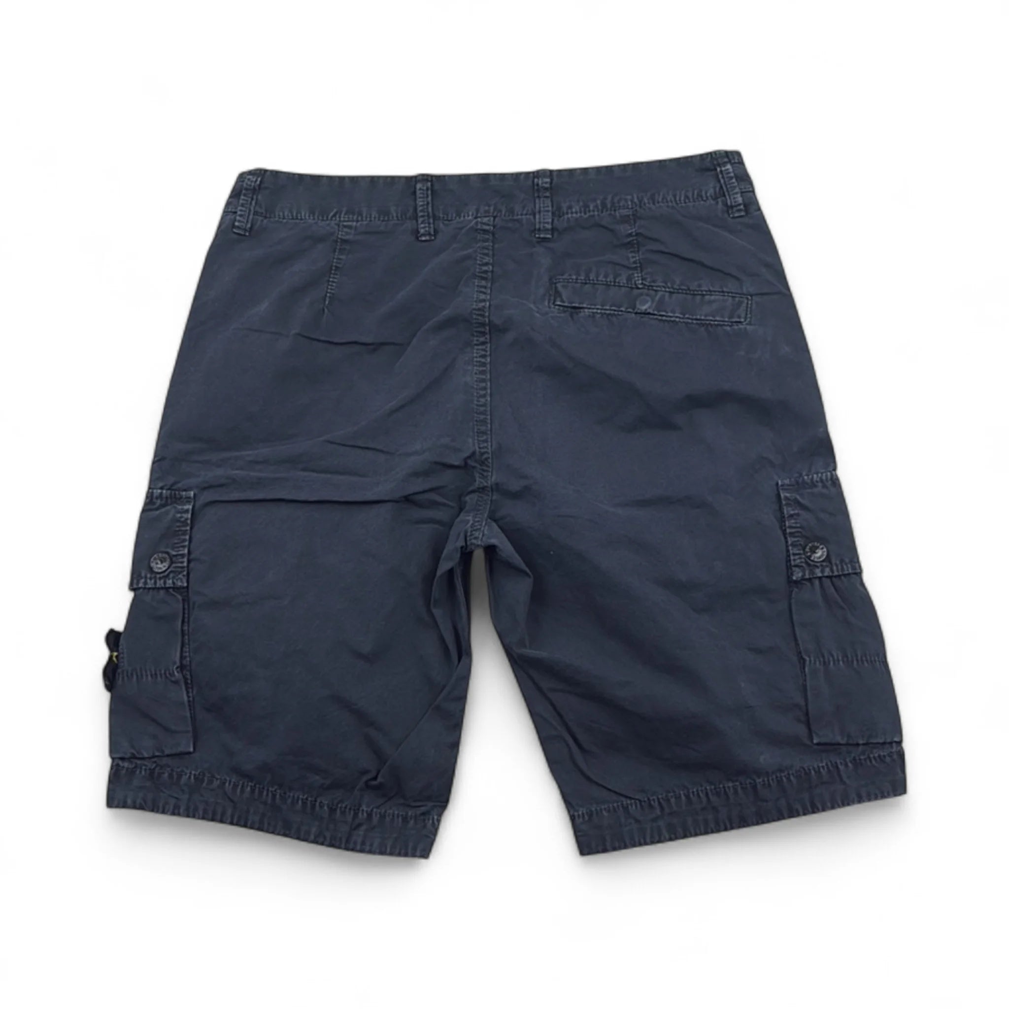 Stone Island Short Cargo — Taille W29 — Photo 3/3 #État_Occasion · Bon état général