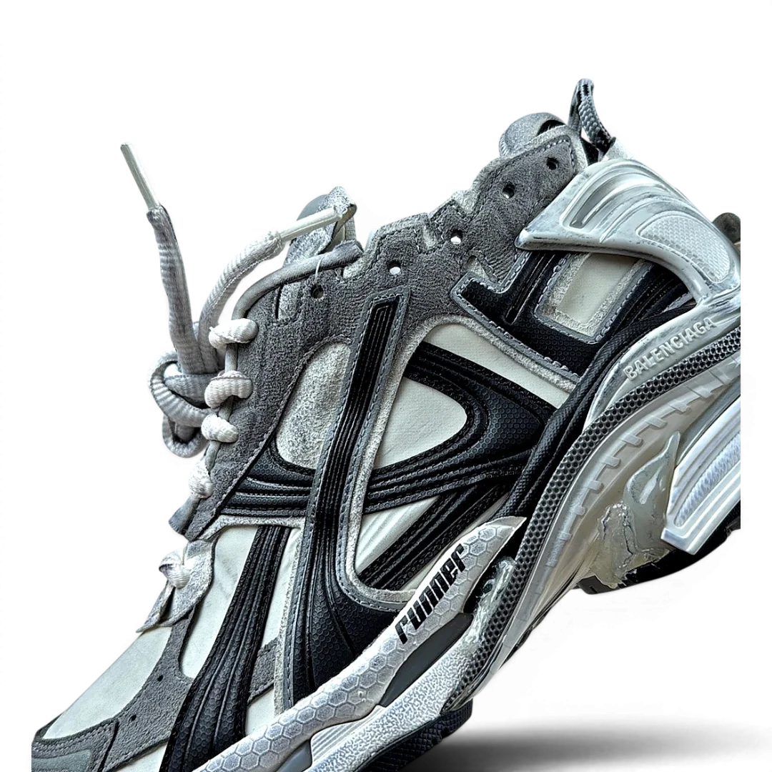 Balenciaga Runner