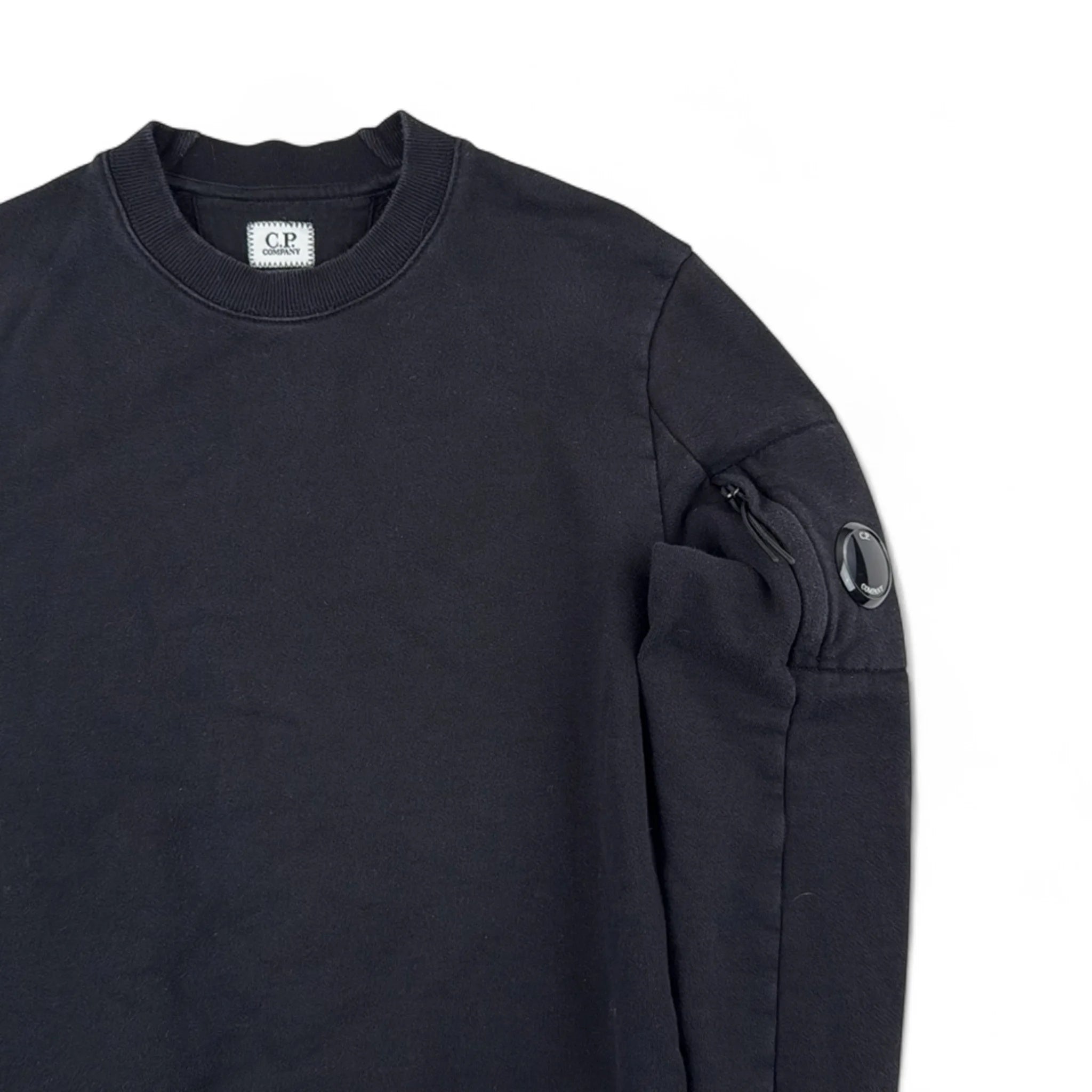 C.P. Company Pull Col Rond Hooded — Taille XS — Photo 2/3 #État_Très bon état