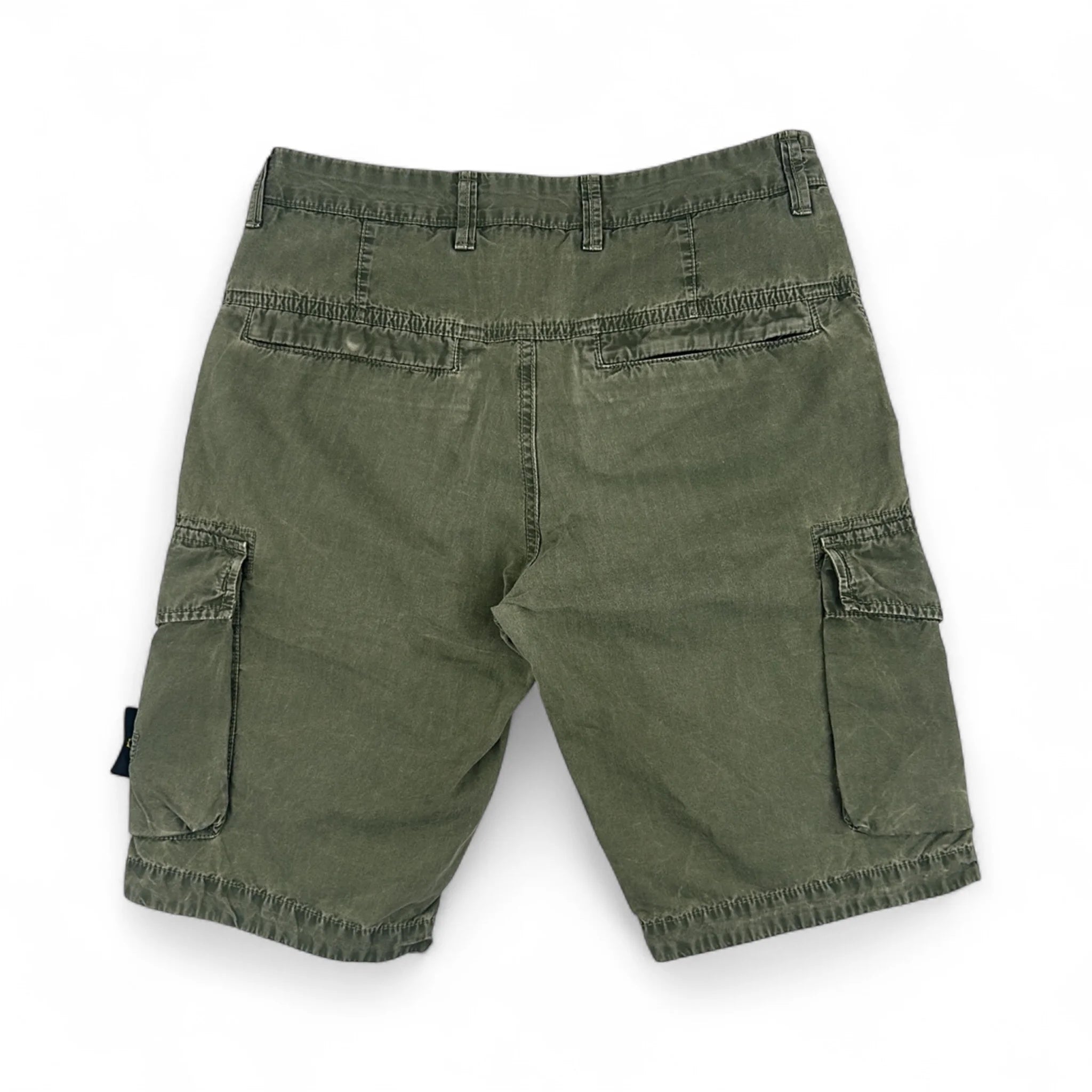 Stone Island Short Cargo — Taille W28 — Photo 3/3 #État_Occasion · Très bon