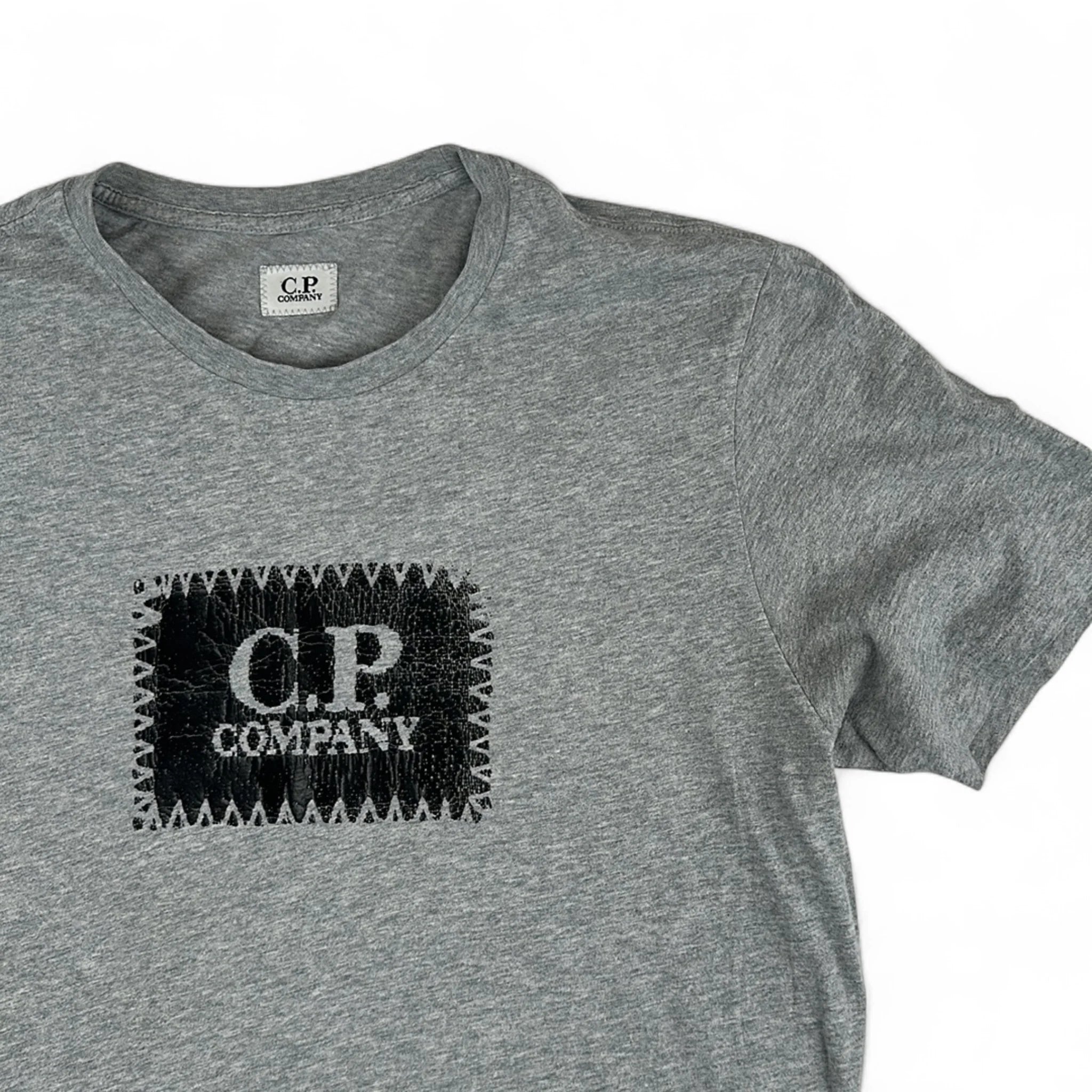 C.P. Company T-Shirt Small Logo Label — Taille M — Photo 2/4 #État_Occasion · Très bon