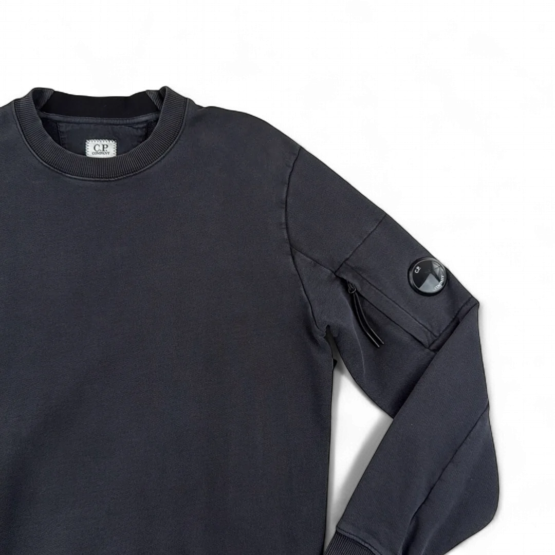 C.P. Company Pull Col Rond Hooded — Taille S — Photo 2/4 #État_Très bon état · Pièce 2