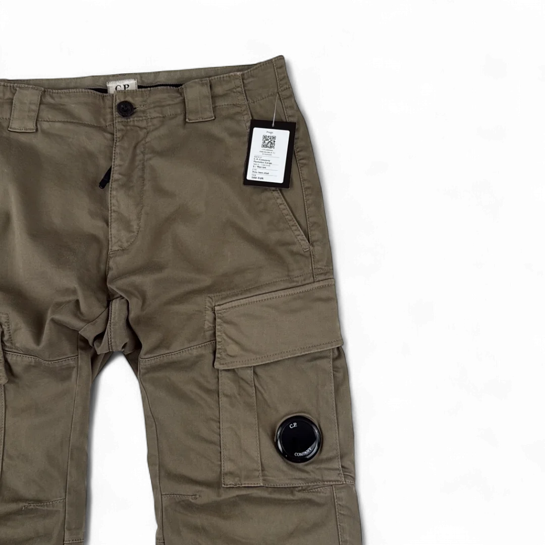 C.P. Company Pantalon Cargo — Taille S — Photo 2/3 #État_Très bon état