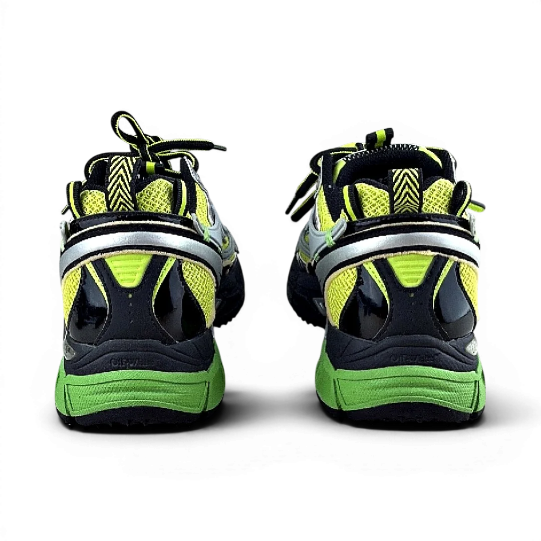 Off-White Be Right Back