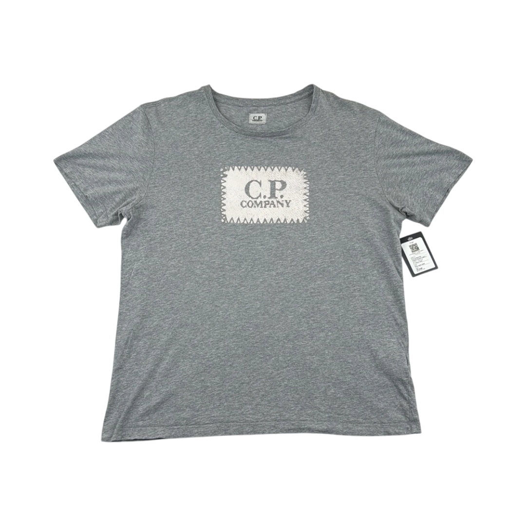 C.P. Company T-Shirt Small Logo Label — Taille L — Photo 1/2 #État_Très bon état