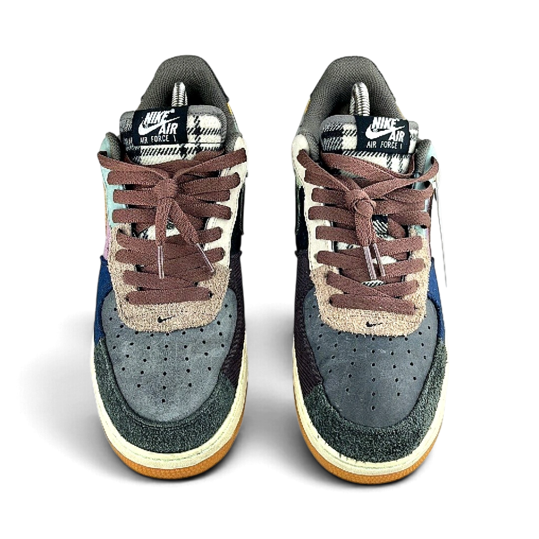 Nike Air Force 1 Travis Scott — Taille 42.5 — Photo 2/5 #État_Très bon état · Sans boîte