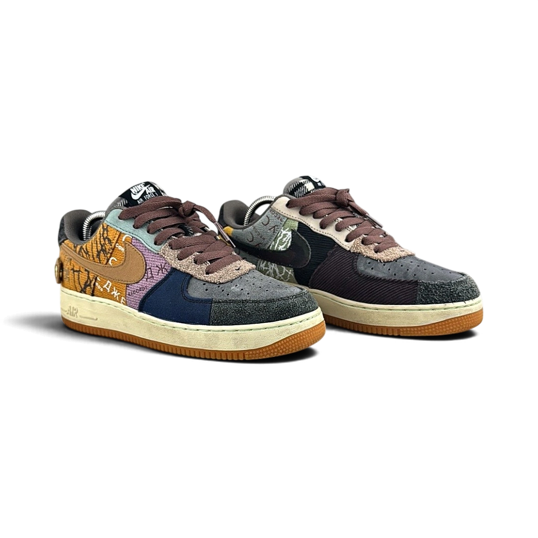 Nike Air Force 1 Travis Scott — Taille 42.5 — Photo 5/5 #État_Très bon état · Sans boîte
