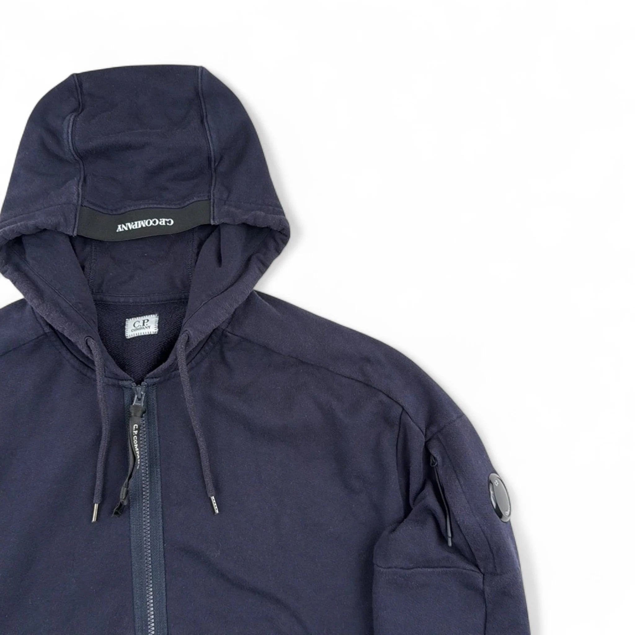 C.P. Company Zip Hooded Sweat — Taille M — Photo 2/3 #État_Très bon état