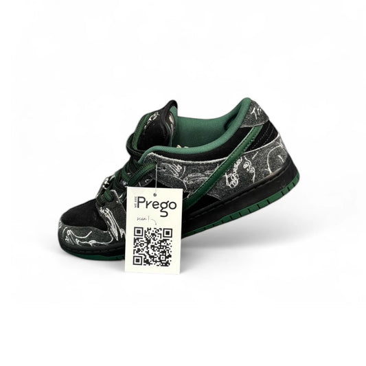 SB Dunk Low There Skateboards