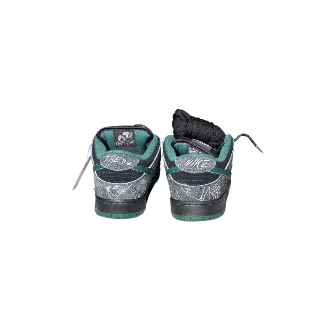 SB Dunk Low There Skateboards