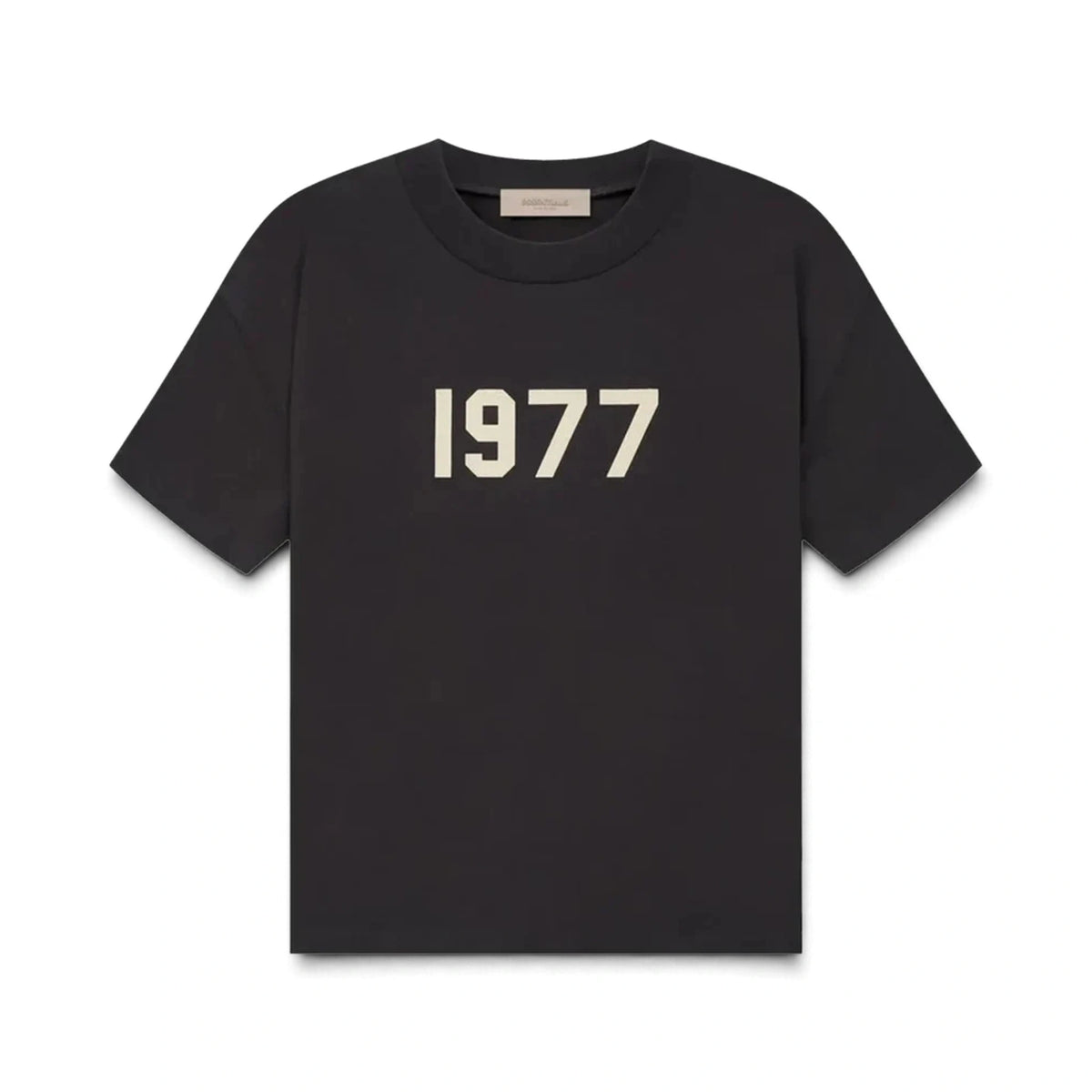 Essentials T-Shirt 1977