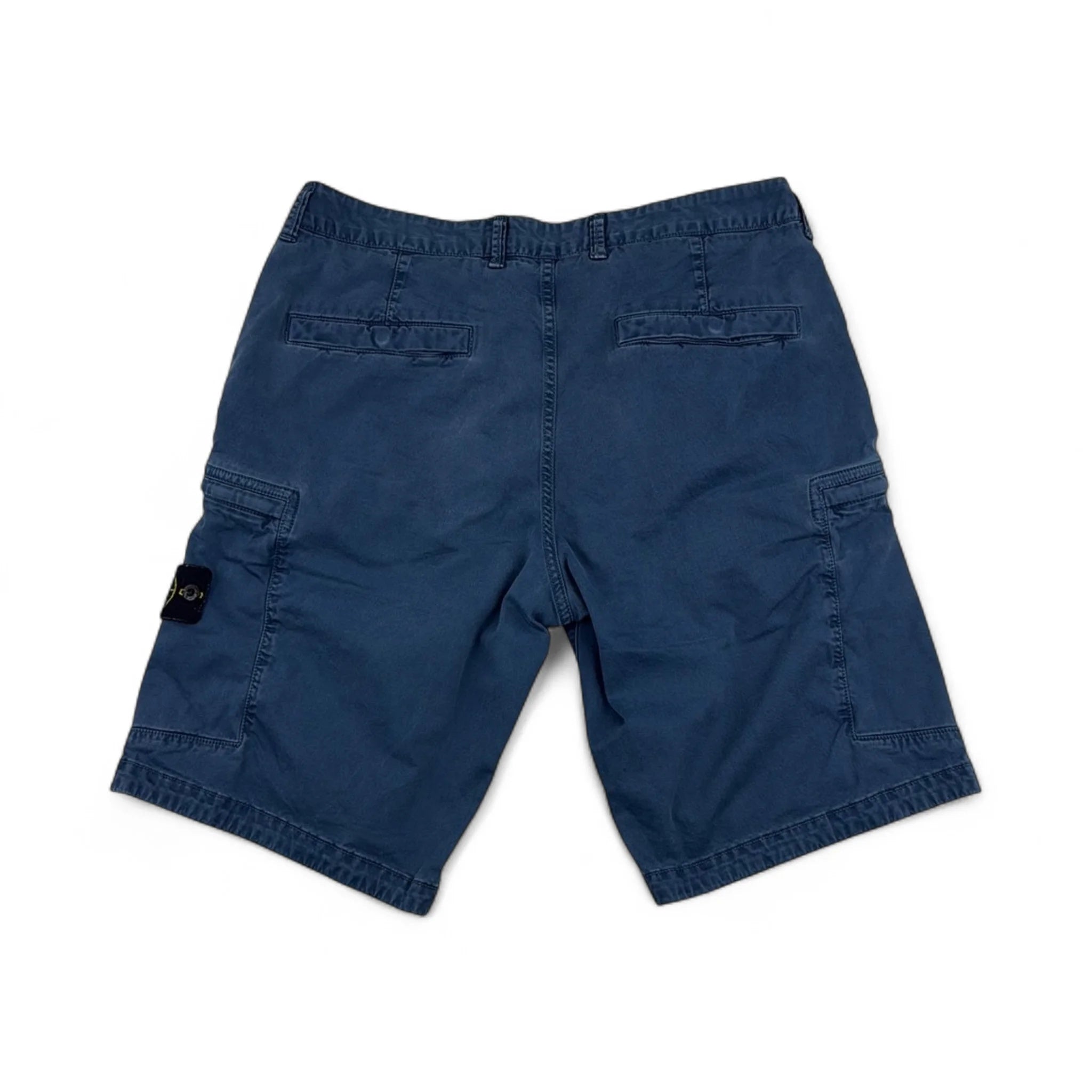 Stone Island Short Cargo — Taille W34 — Photo 3/3 #État_Occasion · Bon état général