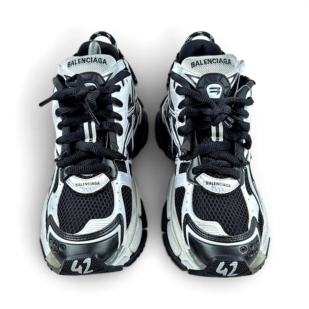 Balenciaga Runner