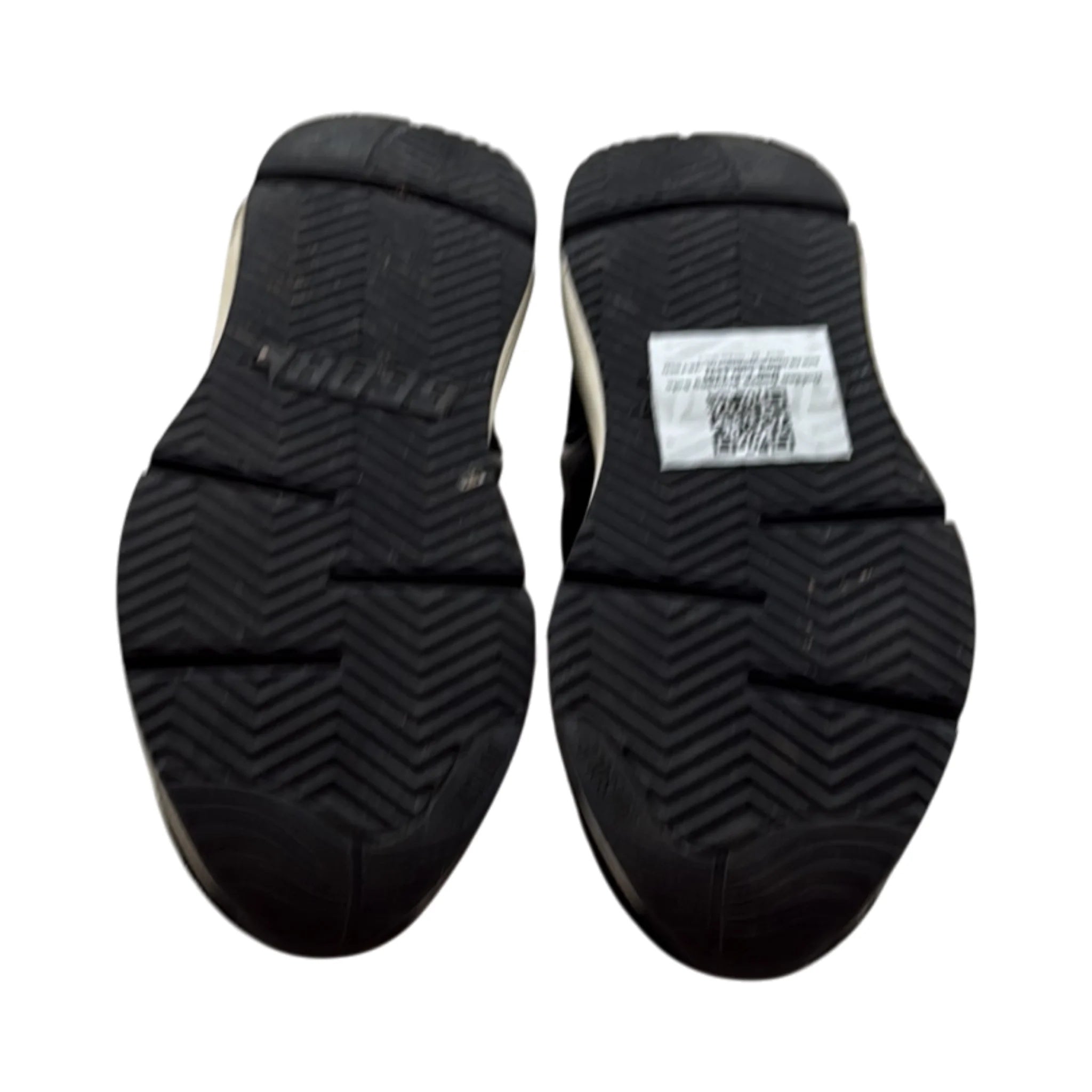 Golden Goose Running Sole — Taille 39 — Photo 5/5 #État_Occasion · Très bon · Sans boîte