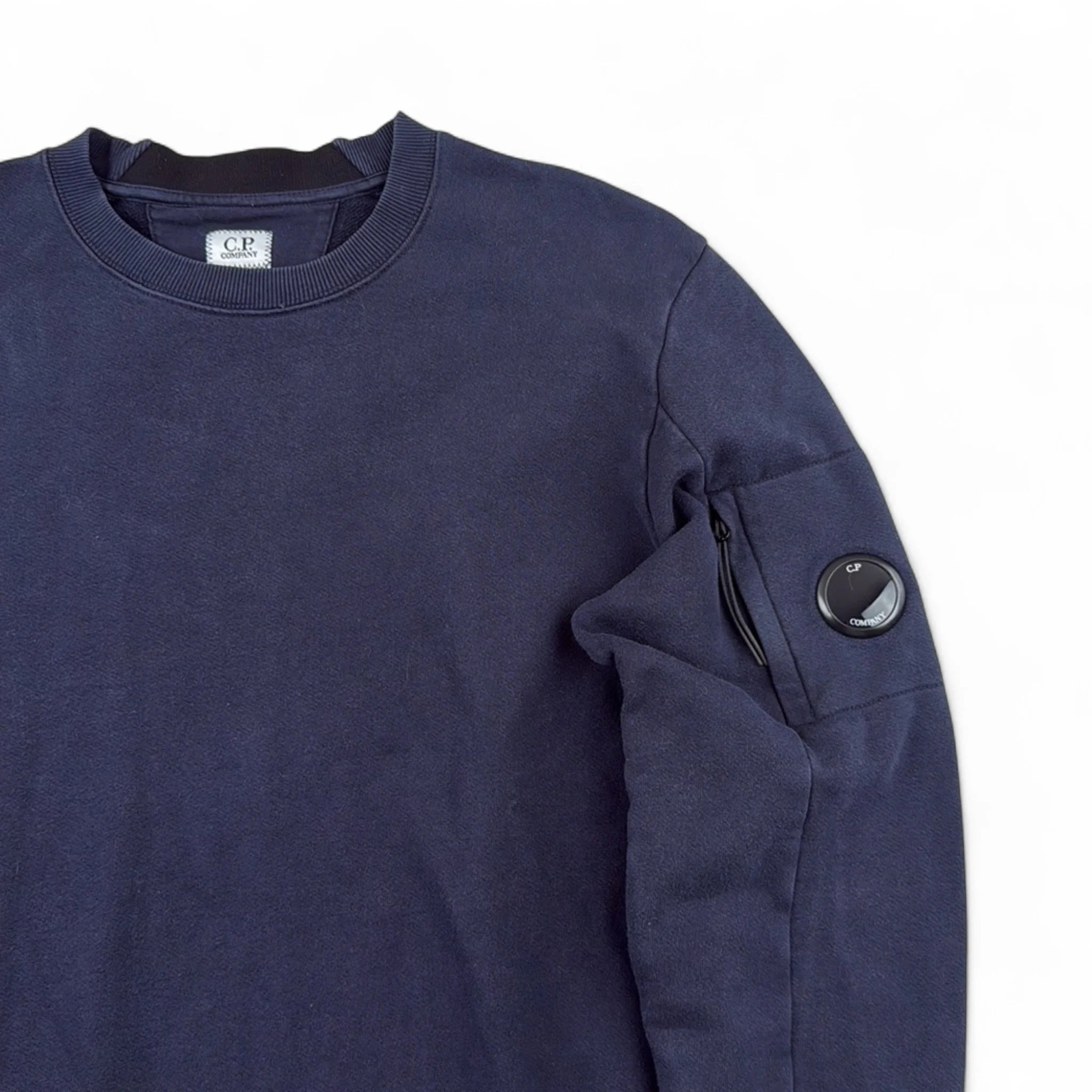 C.P. Company Pull Col Rond Hooded — Taille XL — Photo 2/3 #État_Très bon état · Pièce 2