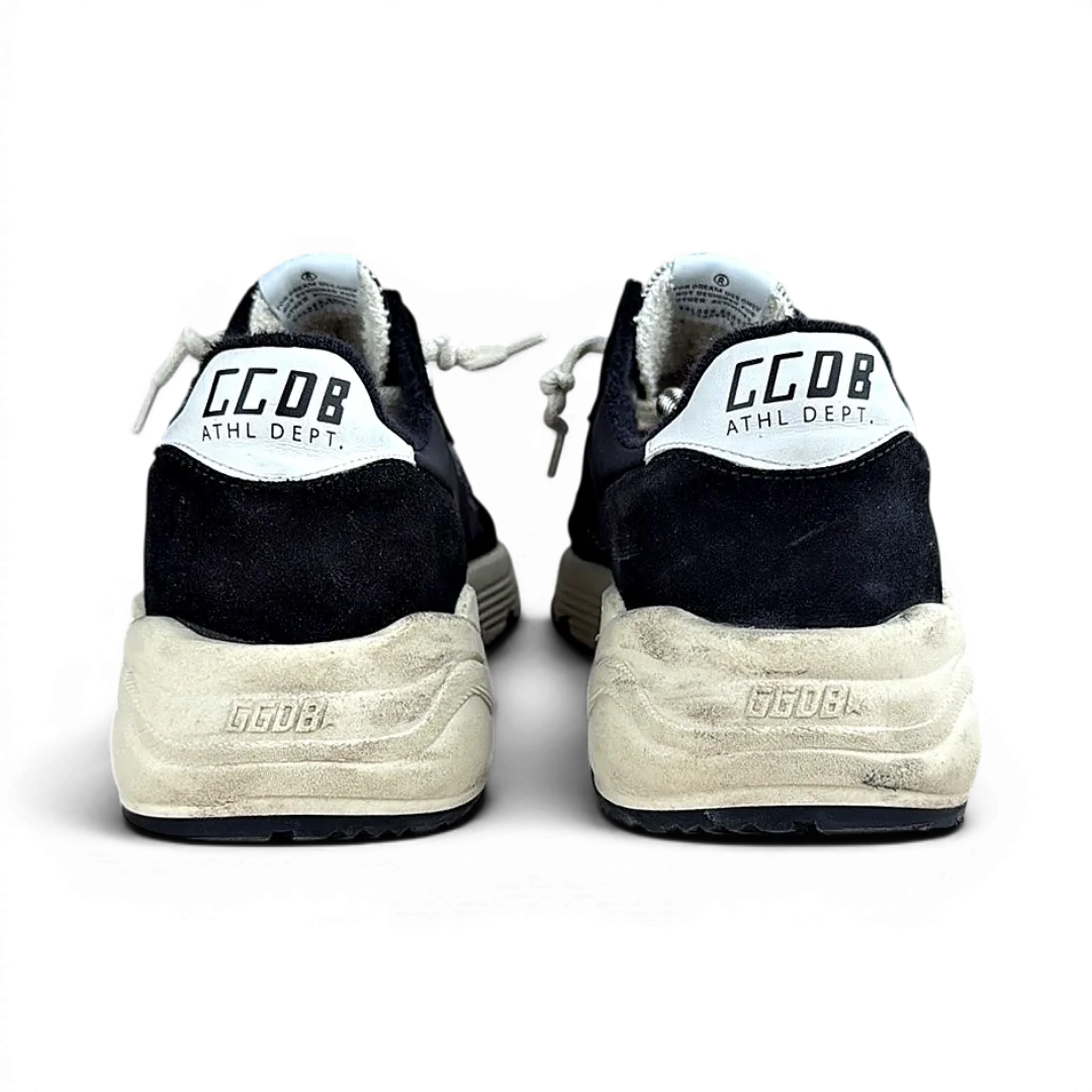 Golden Goose GOLDENGO-RUNNINGSOLE-BLANC-NOIR — Taille 45 — Photo 3/5 #État_Très bon état · Sans boîte