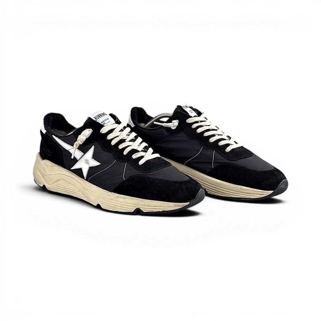 Golden Goose GOLDENGO-RUNNINGSOLE-BLANC-NOIR — Taille 45 — Photo 5/5 #État_Très bon état · Sans boîte