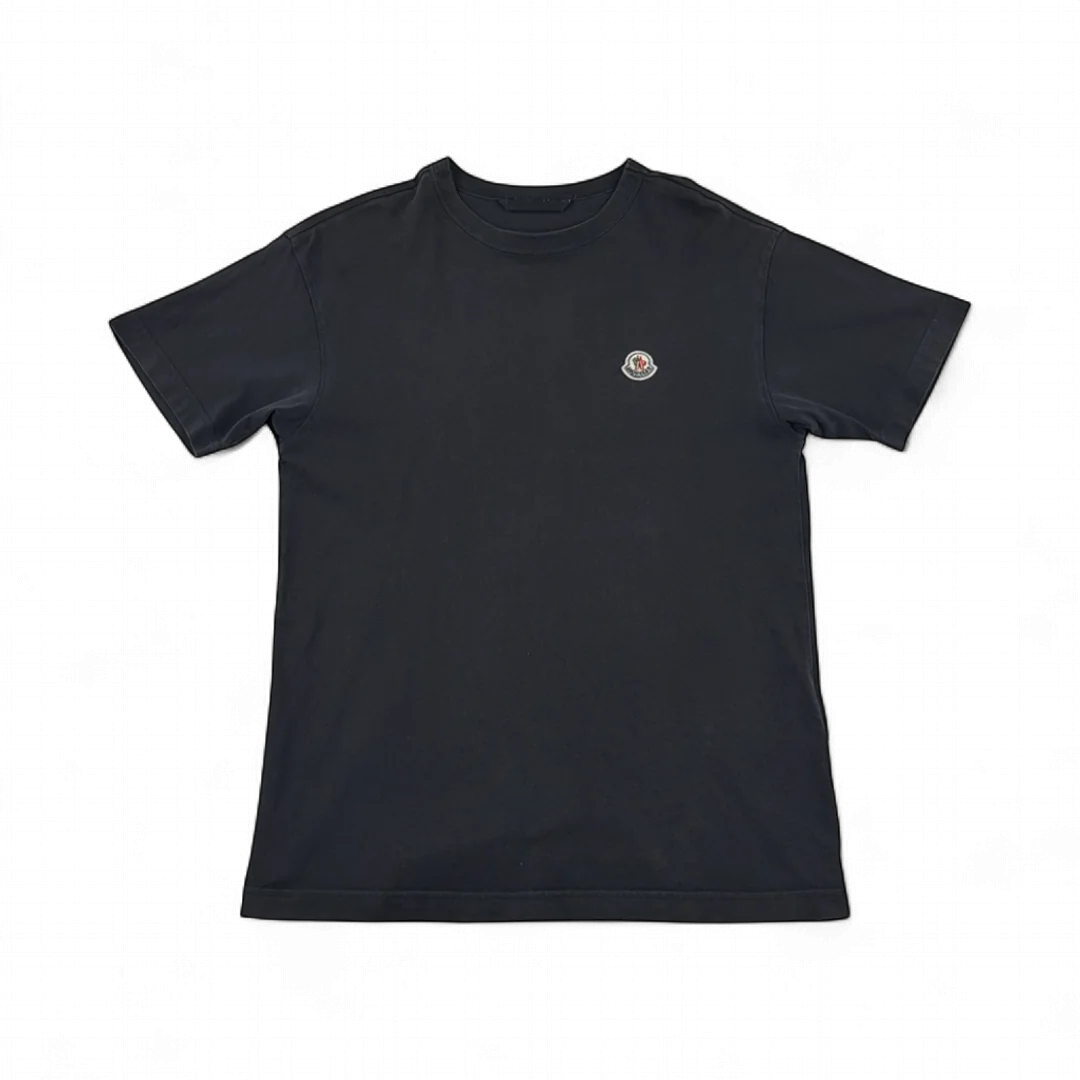 Moncler T-shirt Champs Élysées — Taille M — Photo 1/3 #État_Très bon état