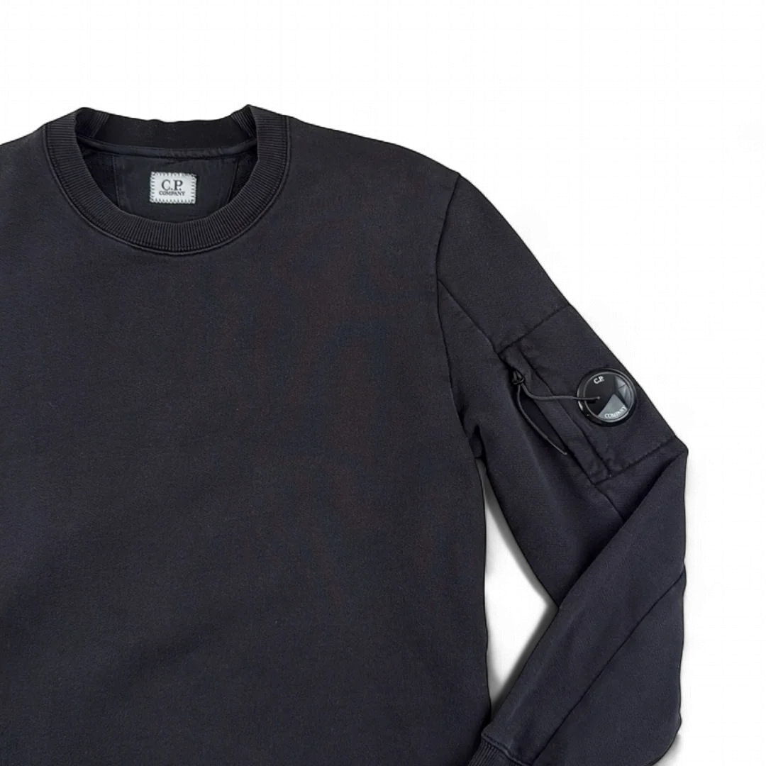 C.P. Company Pull Col Rond Hooded — Taille S — Photo 2/3 #État_Très bon état · Pièce 1