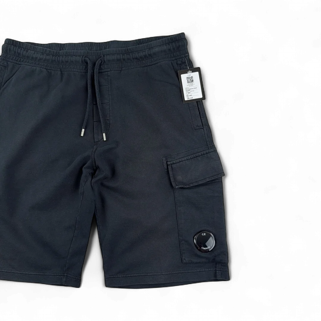 C.P. Company Short Hooded — Taille L — Photo 2/3 #État_Très bon état