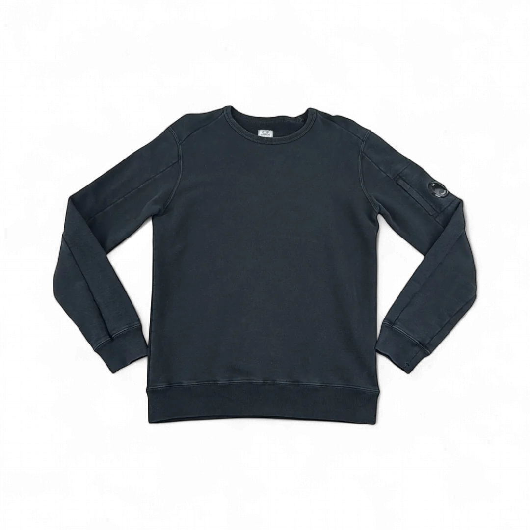 C.P. Company Pull Col Rond Hooded Junior — Taille XS — Photo 1/3 #État_Très bon état