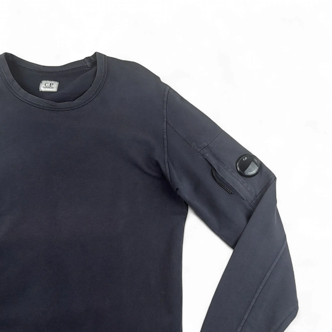 C.P. Company Pull Col Rond Fin Hooded — Taille S — Photo 2/3 #État_Bon état