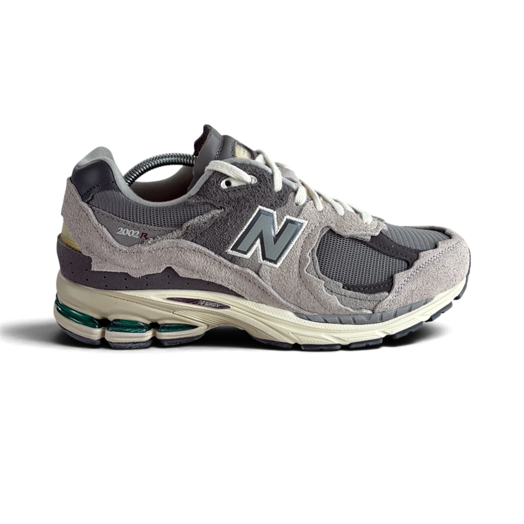New Balance 2002R Protection Pack