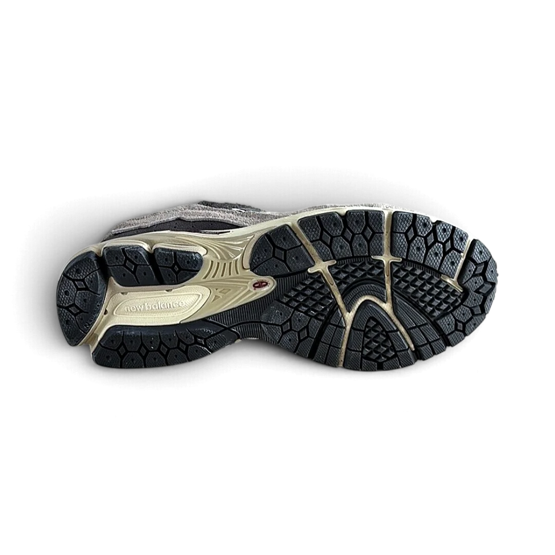 New Balance 2002R Protection Pack
