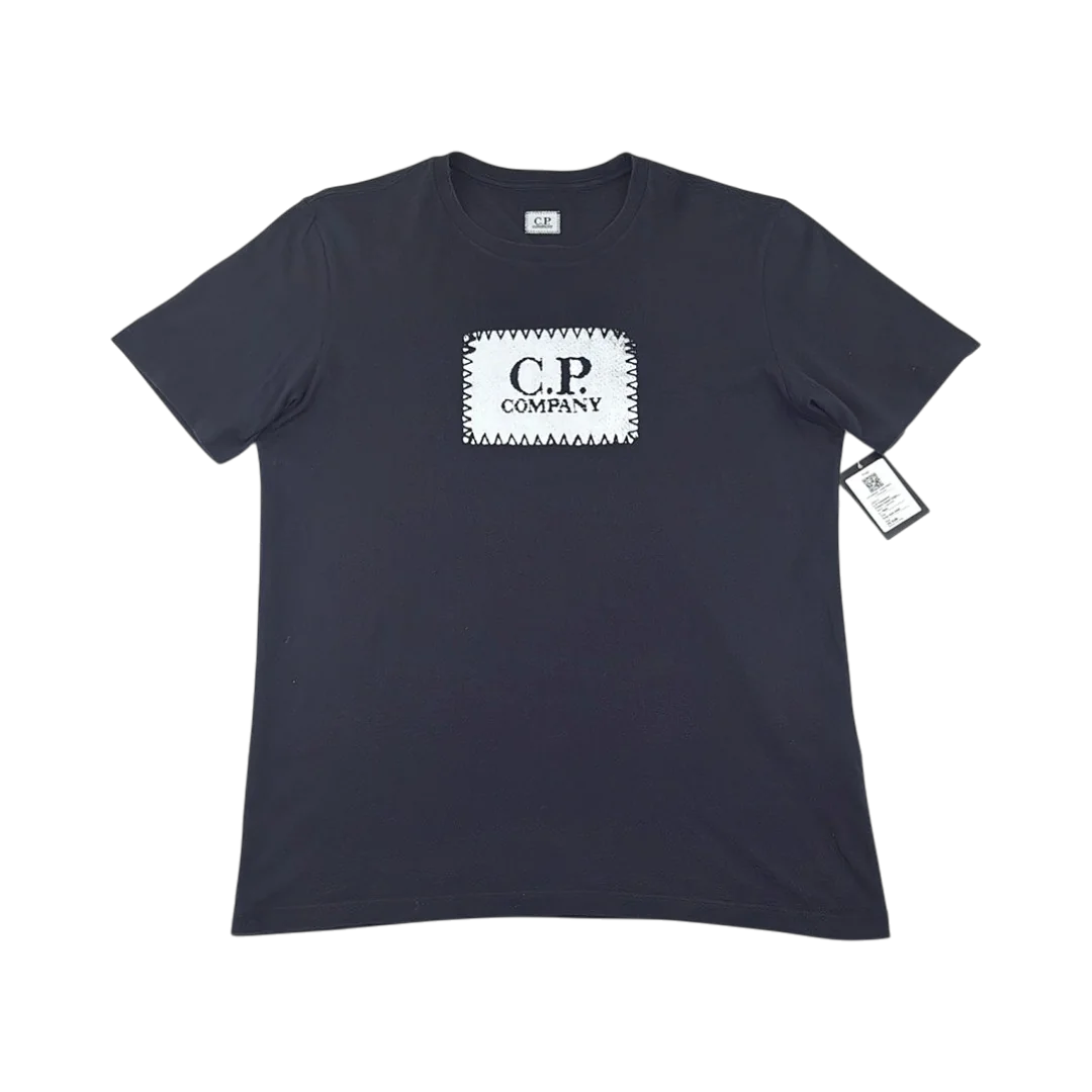 C.P. Company T-Shirt Small Logo Label — Taille L — Photo 1/3 #État_Très bon état · Pièce 4