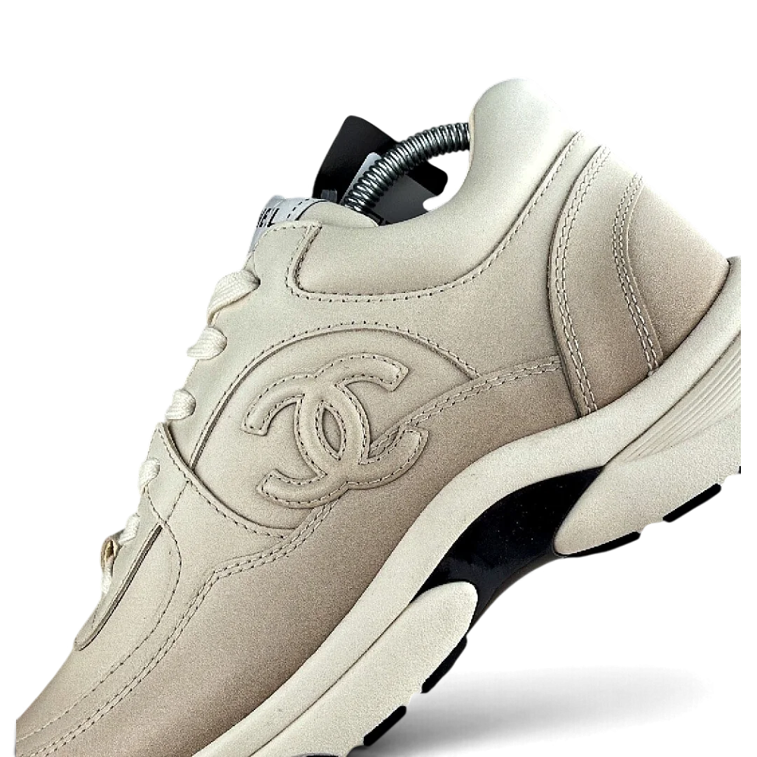 Chanel Runner