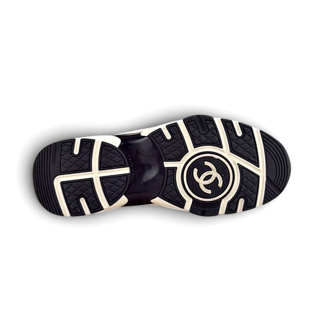 Chanel Runner