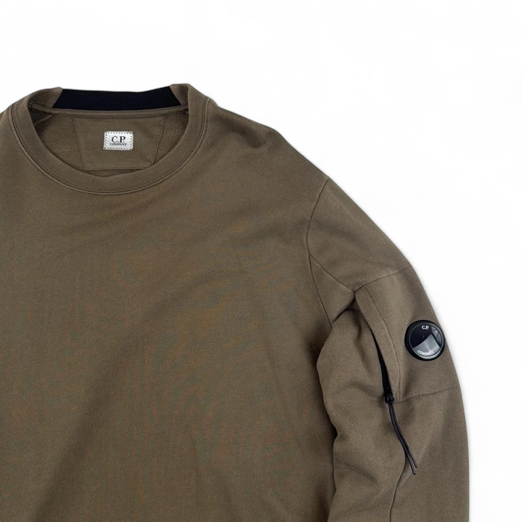 C.P. Company Pull Col Rond Hooded — Taille XL — Photo 2/3 #État_Très bon état · Pièce 3