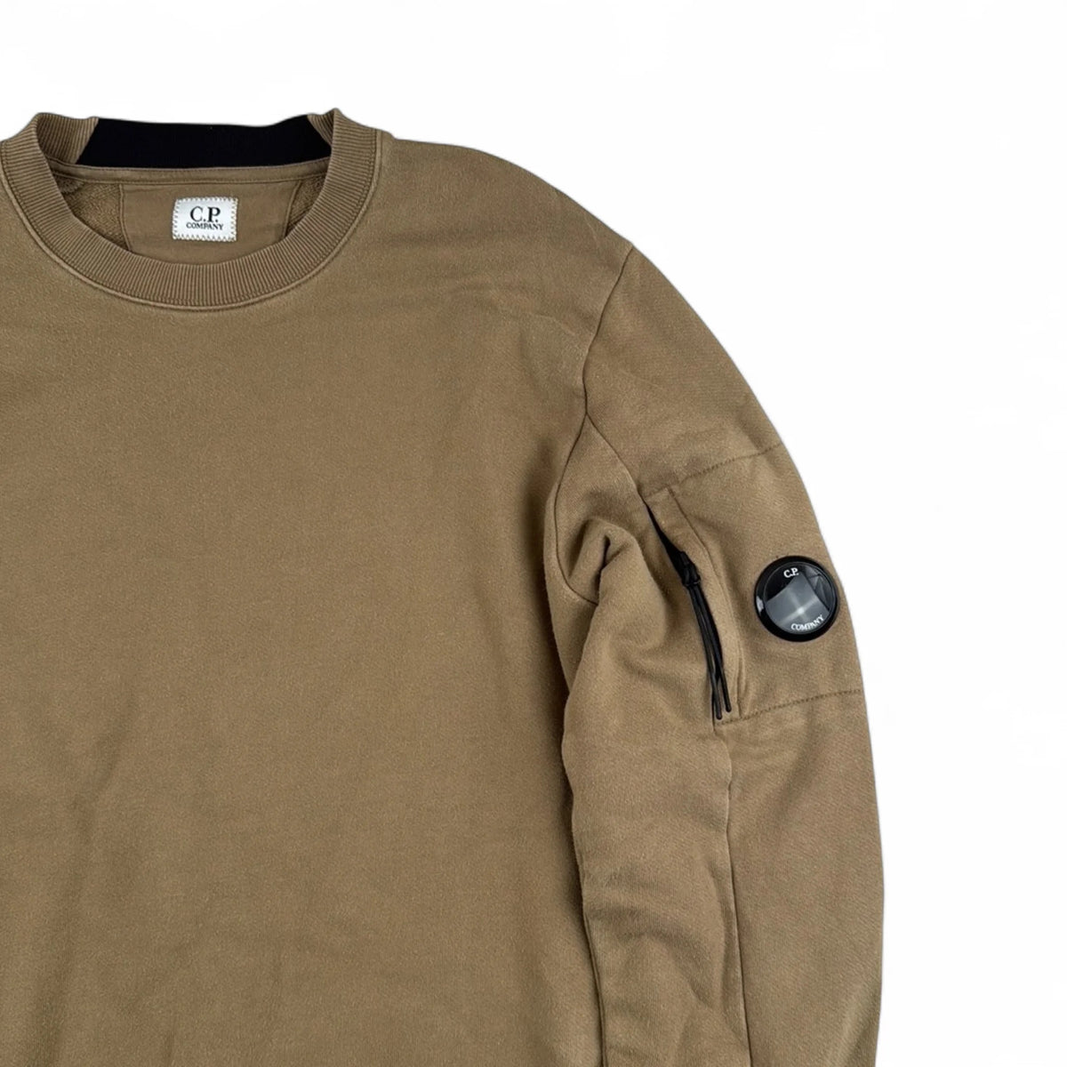 C.P. Company Pull Col Rond Hooded — Taille L — Photo 2/3 #État_Très bon état