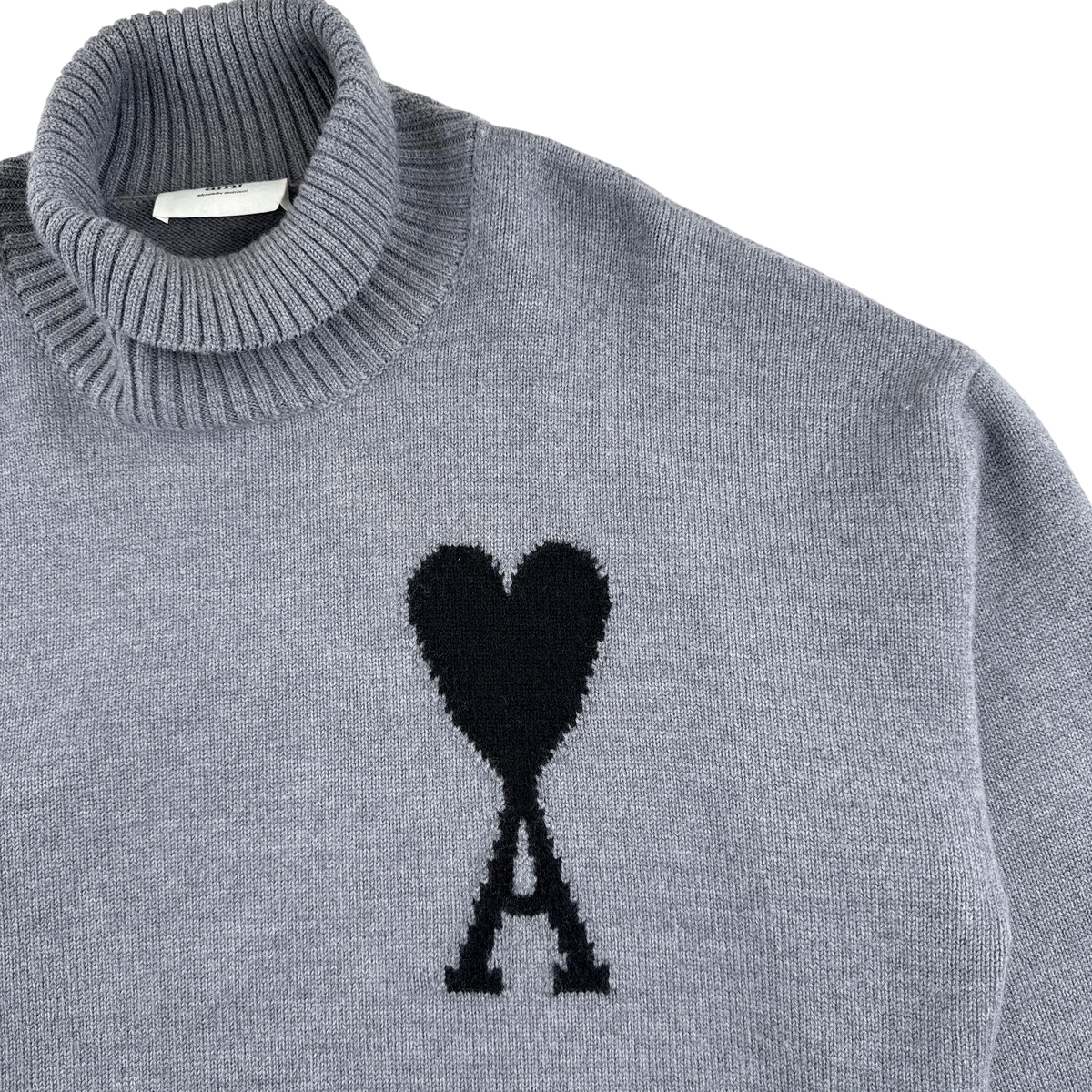 AMI Paris Pull Col Roulé Laine — Taille M — Photo 2/3 #État_Très bon état