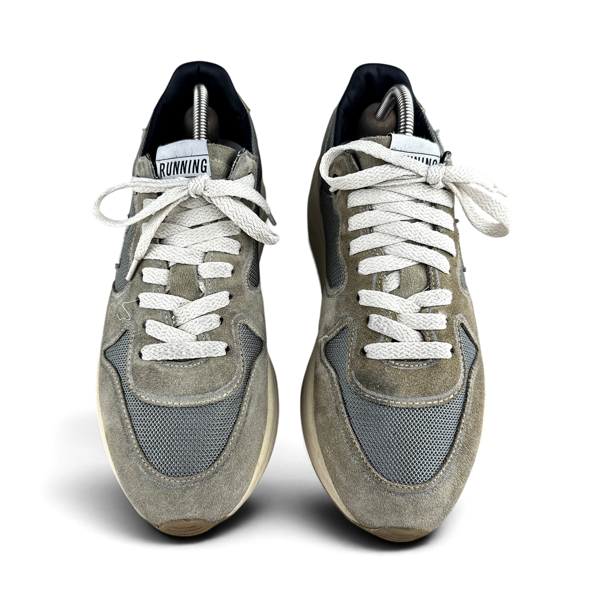 Golden Goose Running Sole Gris Clair — Taille 42 — Photo 2/5 #État_Très bon état · Avec boîte · Pièce 2
